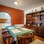 Olivia House