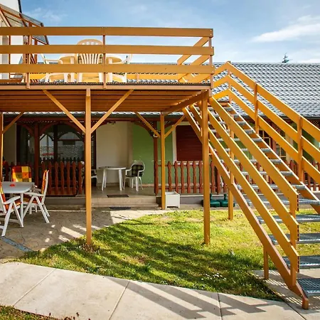 Olivia House