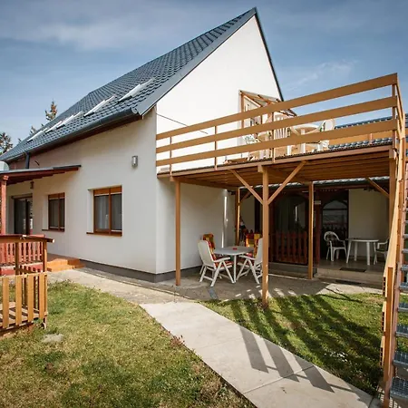 Olivia House